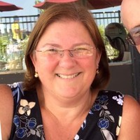 Lesley Daniels