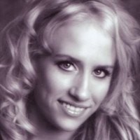 Annette R Schmunk