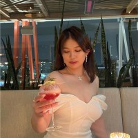 Xusiying Luo