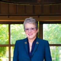 Leigh Anne Dolecki