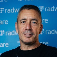 Nir Hepner