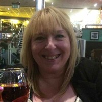 Lorraine Eyre