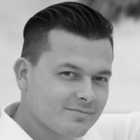 Andrei Niconoff Salinas