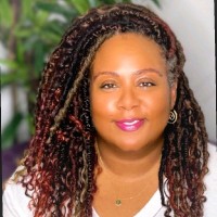Helena Bates, Mba