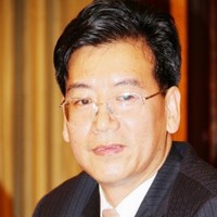 陈小华