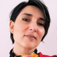 Karina Paola Santos