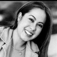 Carolina Corrales, Mba