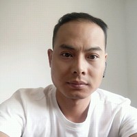 袁伟华