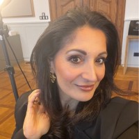 Ayse Tayan
