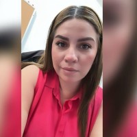 Leslie Nahely C.