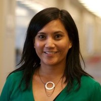 Nicole Busto, Mba