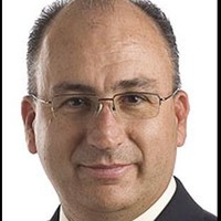 Carlos M De La Fuente A