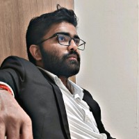 Usher Smith (Uttkarsh Singh)