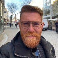 Nenad Vujmilovic