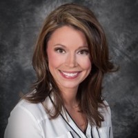 Anna Curry