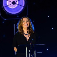 Vivienne MacLaren FCIM