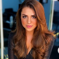 Larissa Mello