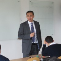 Cesar Lau