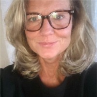 Annemieke Hollestelle