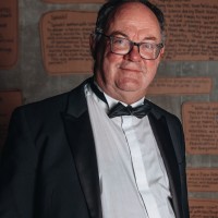 Dr. Nick Owen FRSA MBE