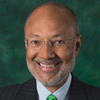 Milton Lee
