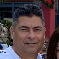 Luis M R.