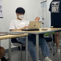 박준석