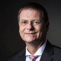 Dr. Norbert Gieseler