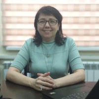 Лола Темирова
