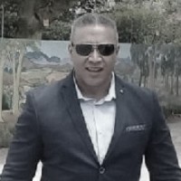 Calvyn R Sampson