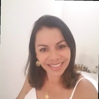 Valeria Souza