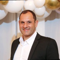 Tzah Grossman