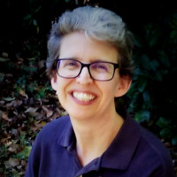 Kim Hall De Vries