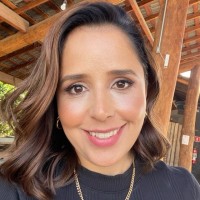 Juliana E. T. Guimarães