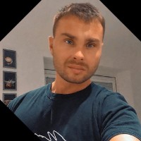 Alex Wallis