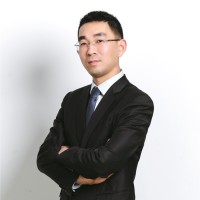 薛施伟