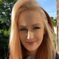 Kirsty L.