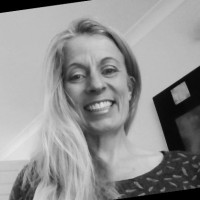 Julie Knight