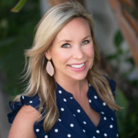 Holly (Reindl) Robertson