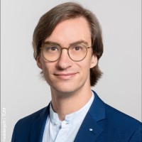 Helge S. Stein