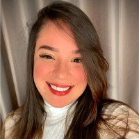 Karem Oliveira