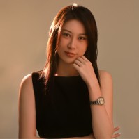 Scarlett Deng