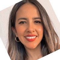 Dulce María R.
