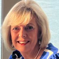 Tracey Snape