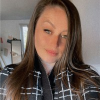Laura Askew