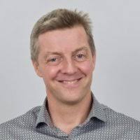 Iain Carruthers