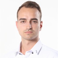 András Kürthy