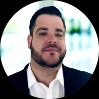 Nicholas J Riesco