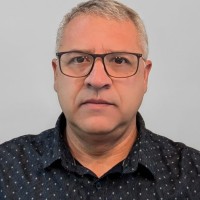 Oscar Loya
