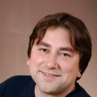 Artur Babaev